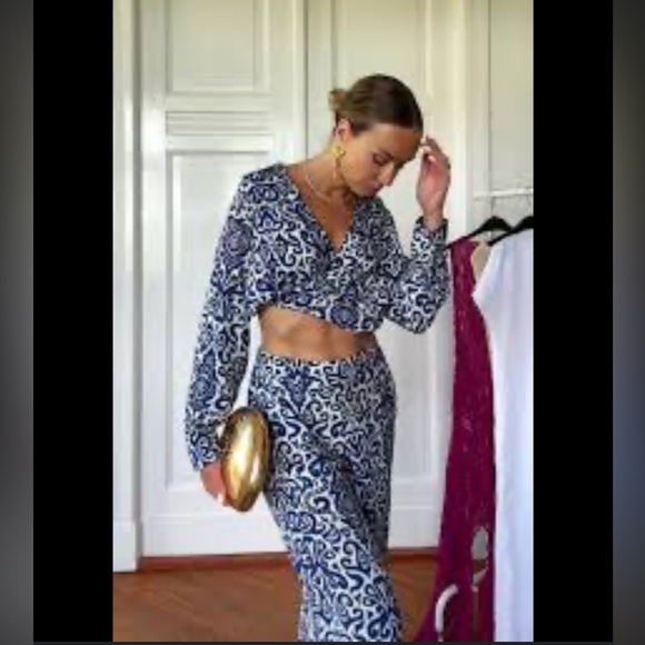 Zara Boho White Blue Print Side Pockets Elastic Waist Wide Leg Pants• Medium - Picture 2 of 10